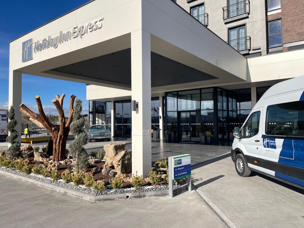 Hotel Express - - Airport By Ihg